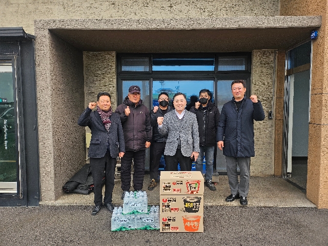 제주양돈농협, 설맞이 제주지역 거점소독시설 및 통제초소 현장 방문 대표 이미지